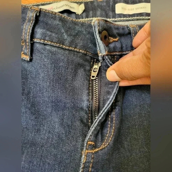 Anthropologie Pilcro and The Letterpress Mid Rise Skinny Dark Blue Jeans(26) - Picture 7 of 11